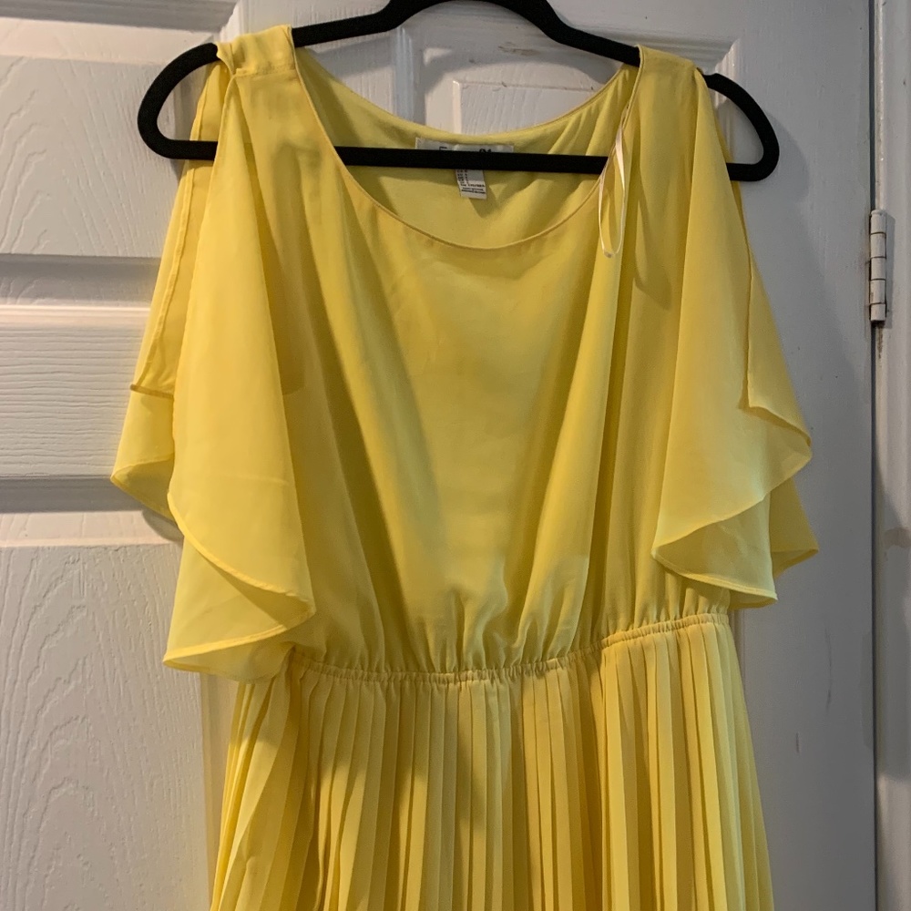 Yellow Forever 21 dress size large